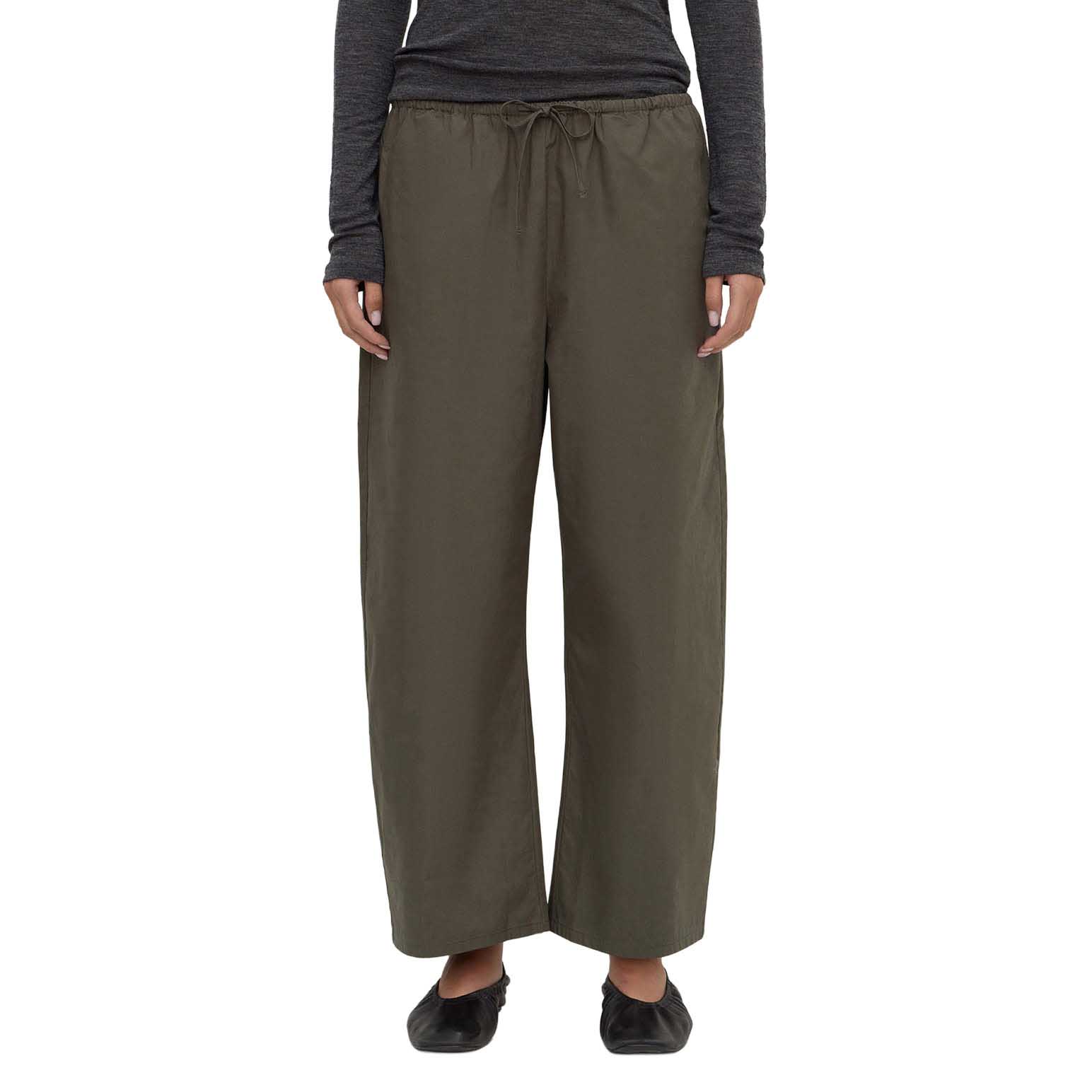 Assembly Label Amara Pant Dark Military